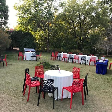 Baaz Jungle Resort Khawāsa Екстериор снимка