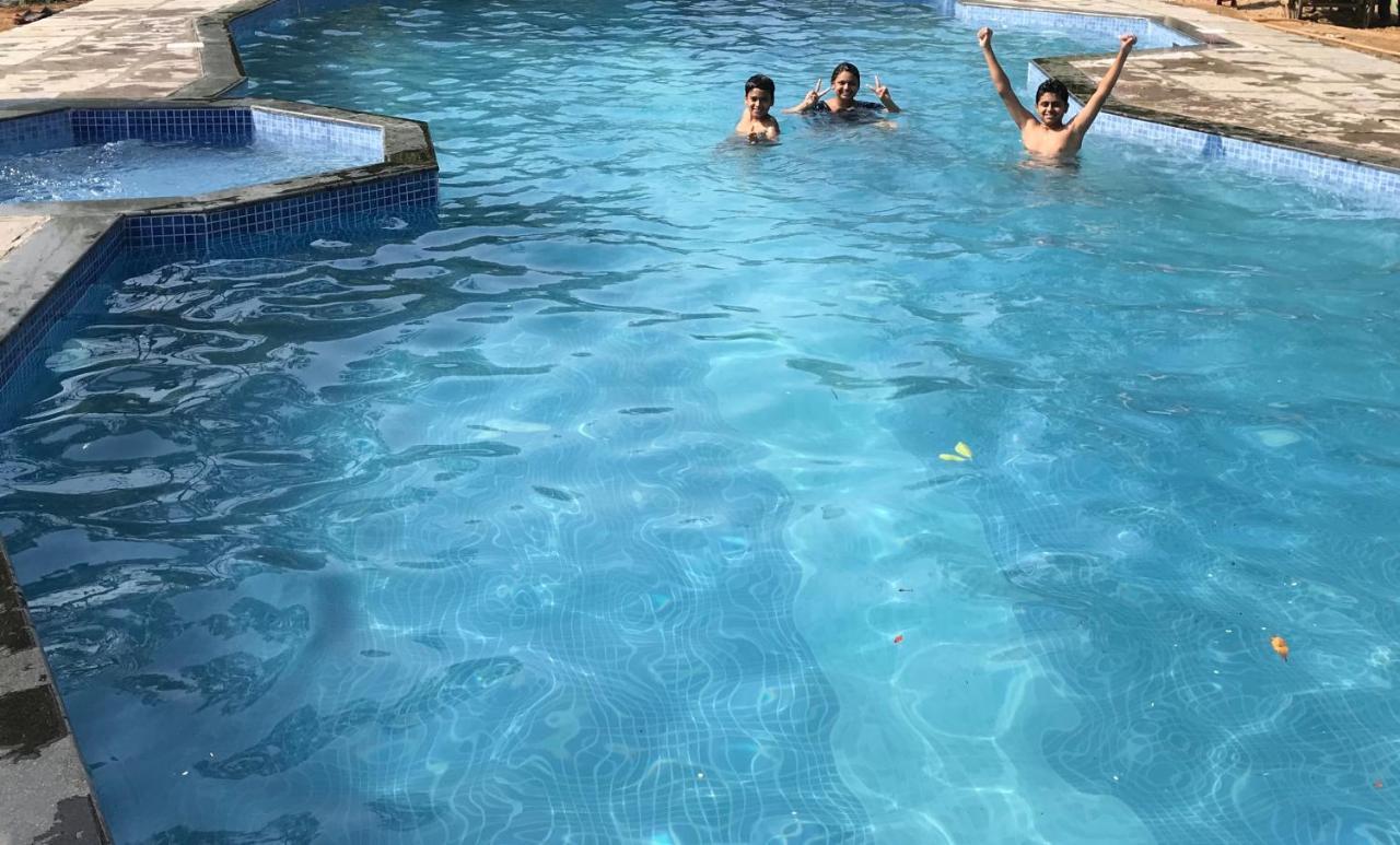 Baaz Jungle Resort Khawāsa Екстериор снимка