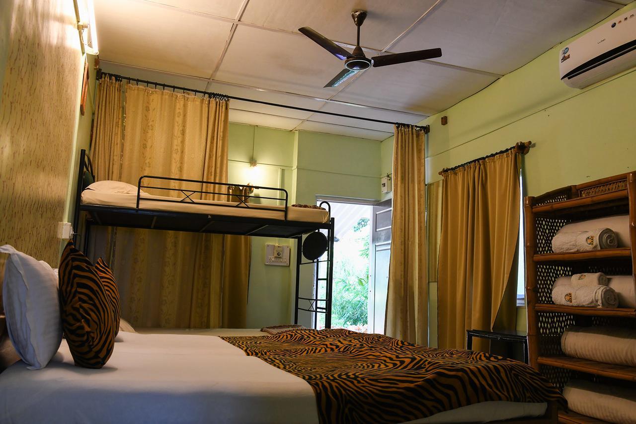 Baaz Jungle Resort Khawāsa Екстериор снимка