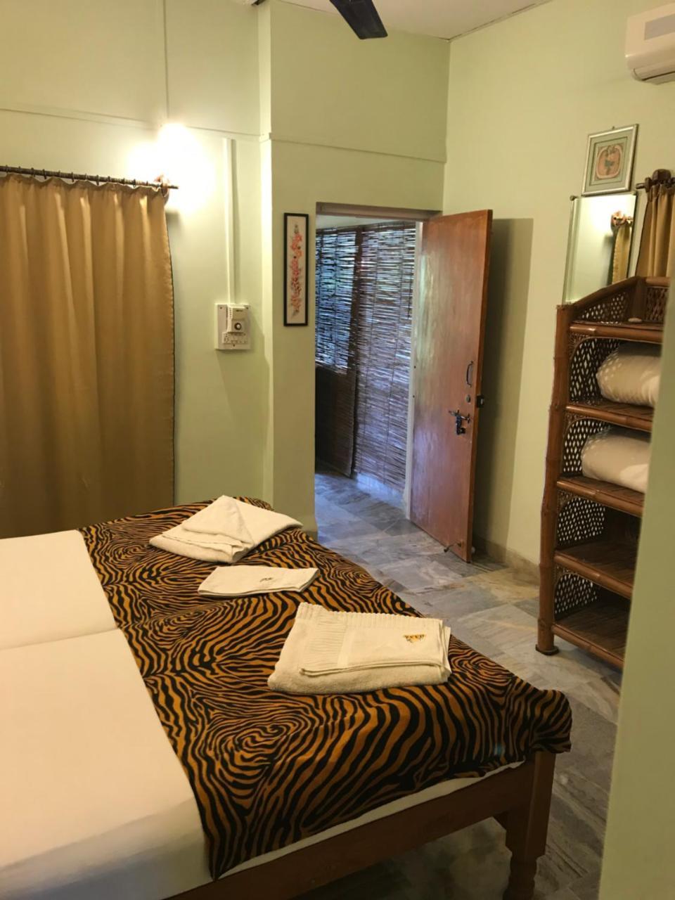Baaz Jungle Resort Khawāsa Екстериор снимка